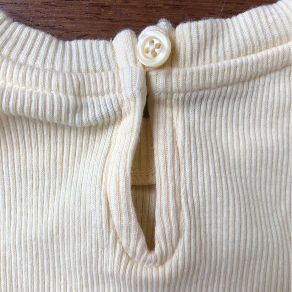 Gap Light Yellow Ruffled Kids Top - Picture 7 of 9